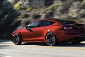 Tesla збільшує знижки на моделі S та X до 9600 доларів