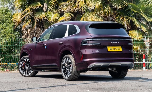 Гибрид ZEEKR 8X 2026 55kWh MAX