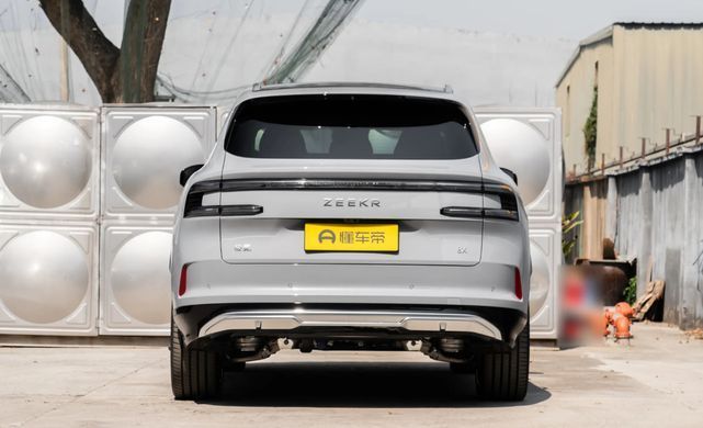 Гибрид ZEEKR 8X 2026 55kWh Ultra