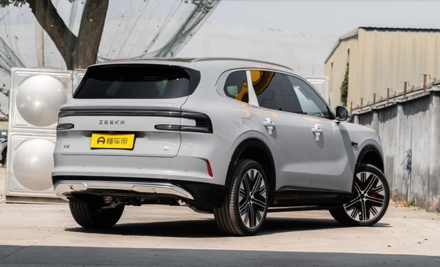 Гибрид ZEEKR 8X 2026 55kWh Ultra
