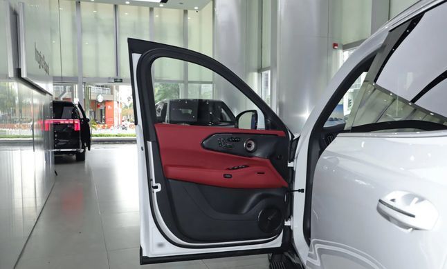 Гибрид ZEEKR 8X 2026 55kWh Ultra