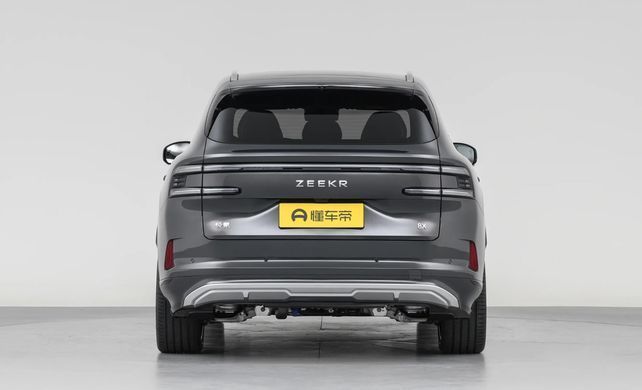 Гибрид ZEEKR 8X 2026 70kWh Ultra+