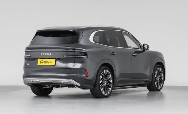 Гибрид ZEEKR 8X 2026 70kWh Ultra+