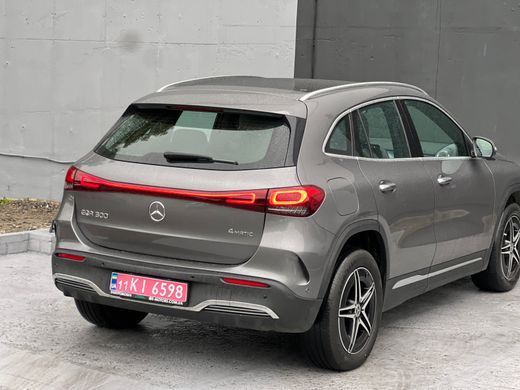 Електромобіль Mercedes-Benz EQA 300 4WD