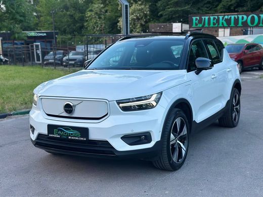 Електромобіль Volvo XC40