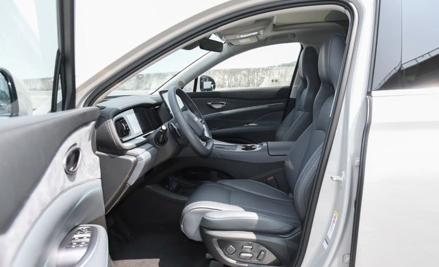 Гибрид BYD Sea Lion 07DM 4WD 2025